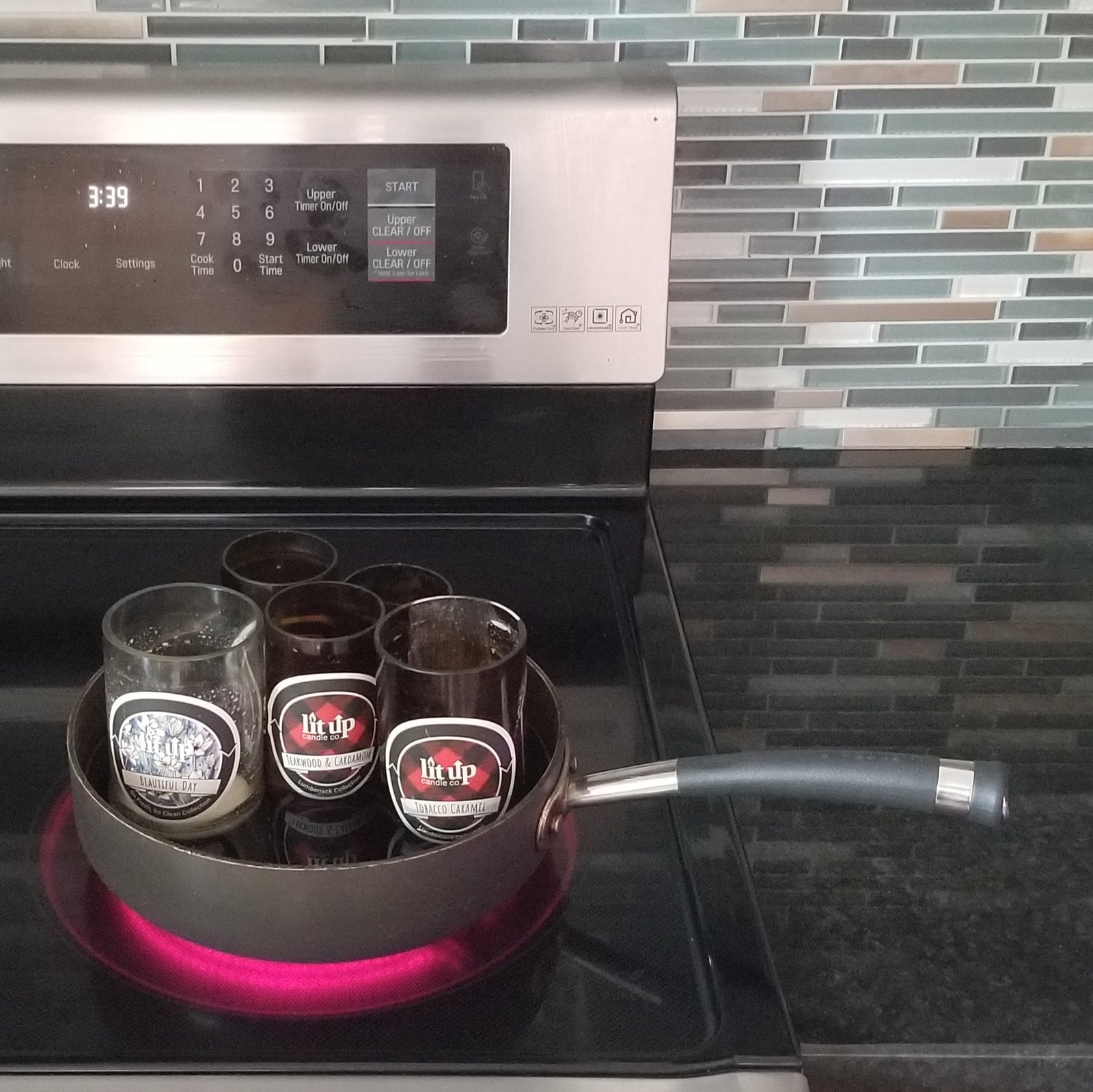 Best Ways to Clean Soy Wax from Used Candle Jars and Remove Labels